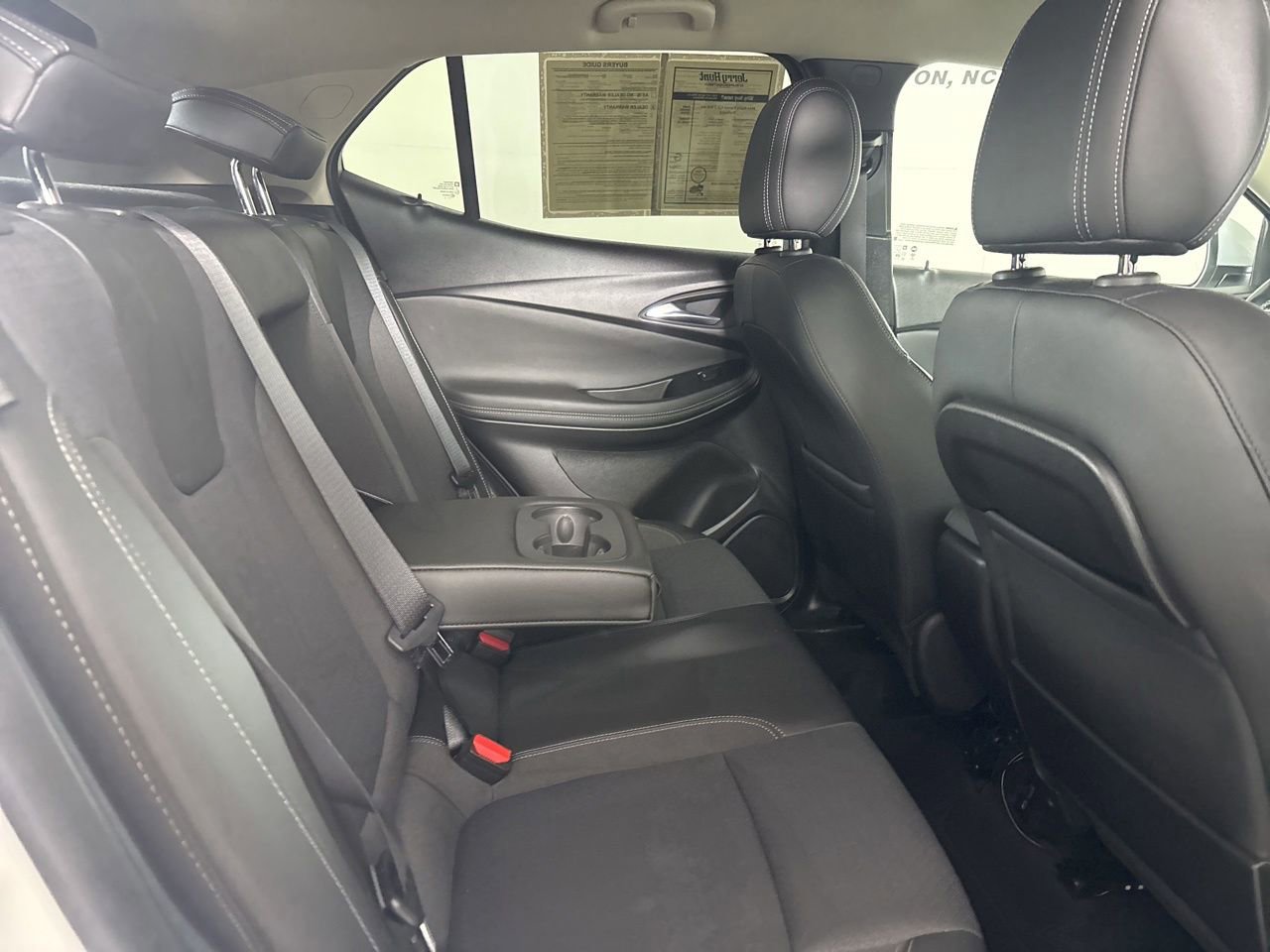 Used 2024 Buick Encore GX Preferred w/ Comfort Package FWD image 23