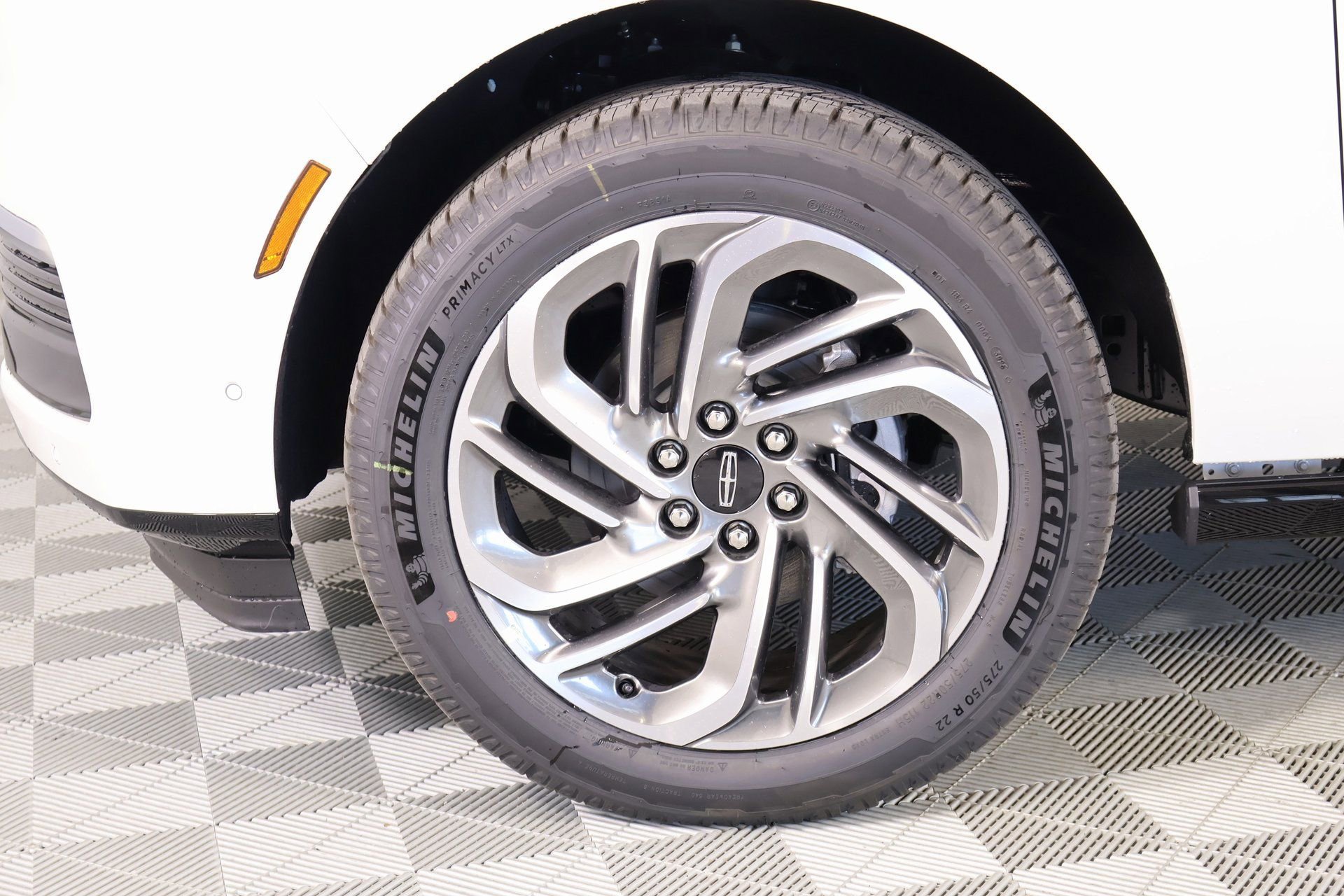 New 2025 Lincoln Navigator Reserve image 19