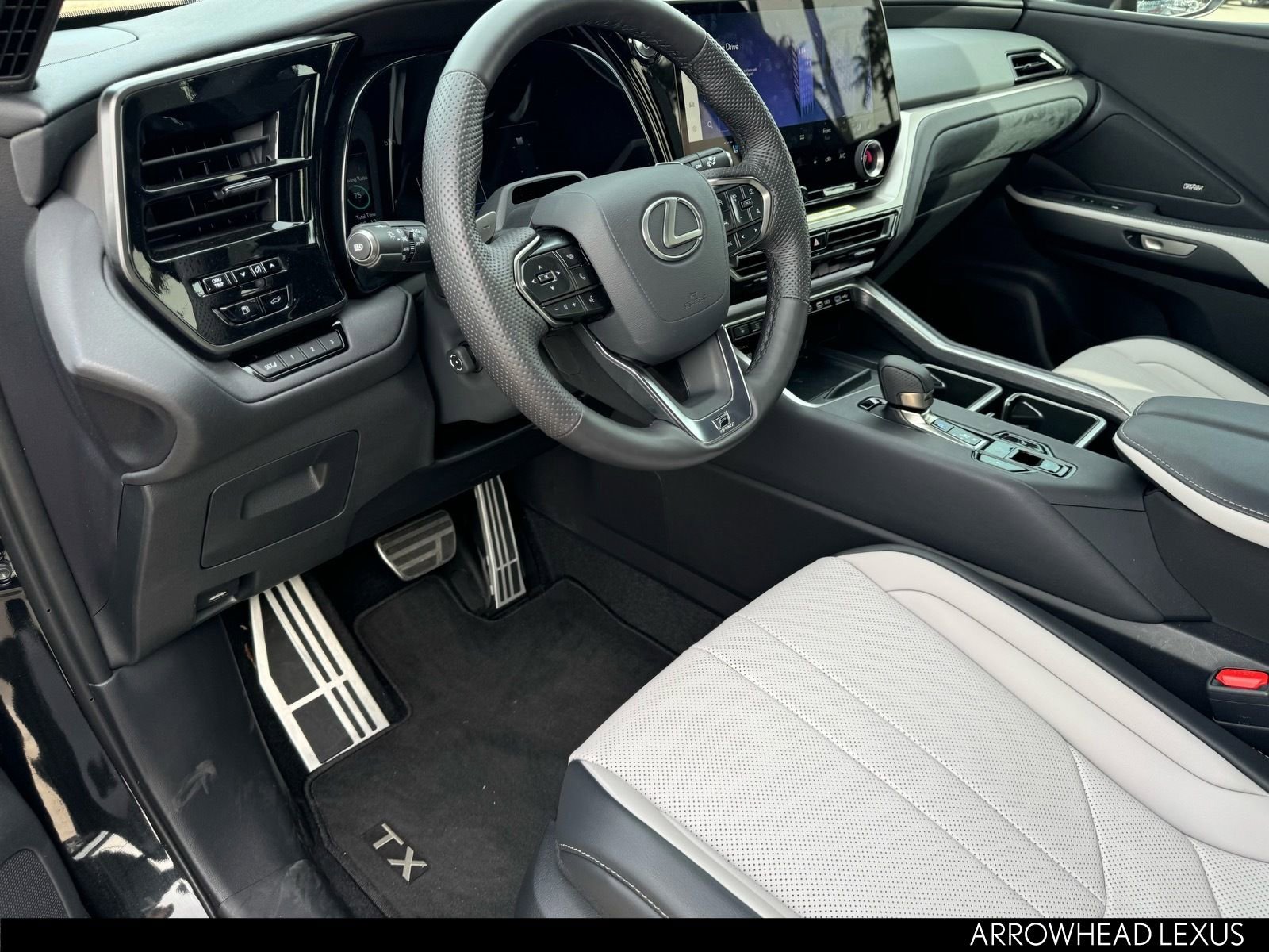 New 2026 Lexus TX 500h AWD image 15