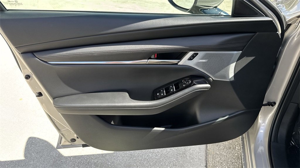 New 2026 MAZDA MAZDA3 2.5 S Hatchback w/ Premium Pkg image 39