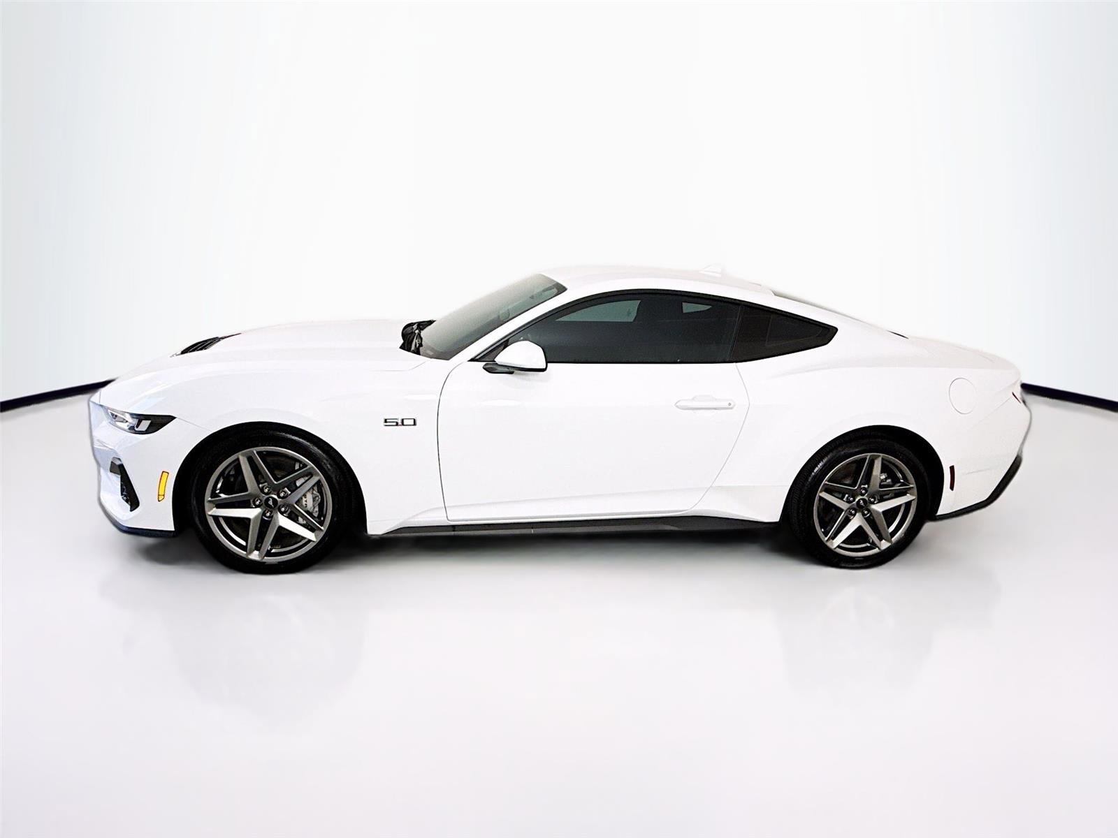 Used 2024 Ford Mustang GT image 4