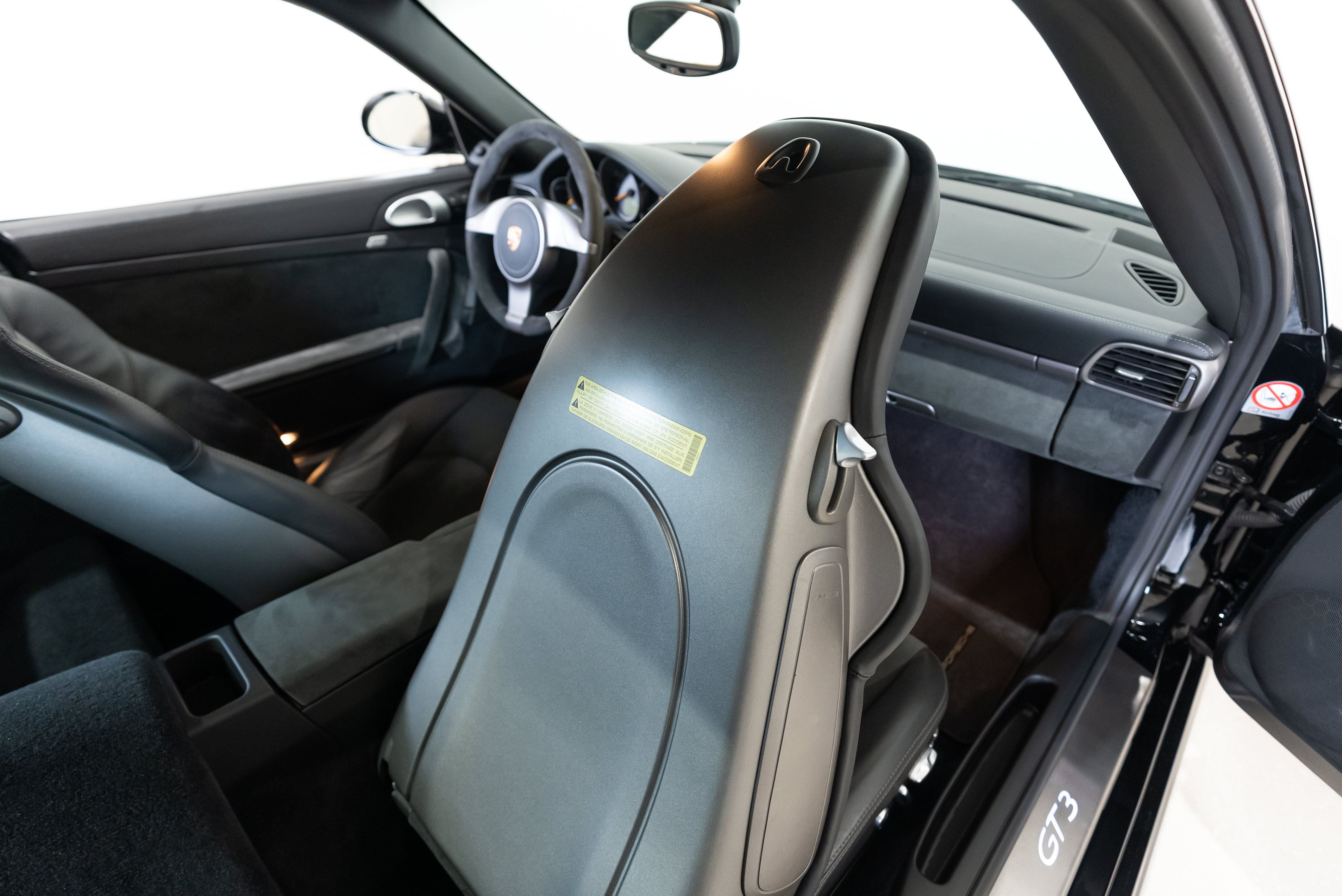Used 2010 Porsche 911 GT3 RWD image 78