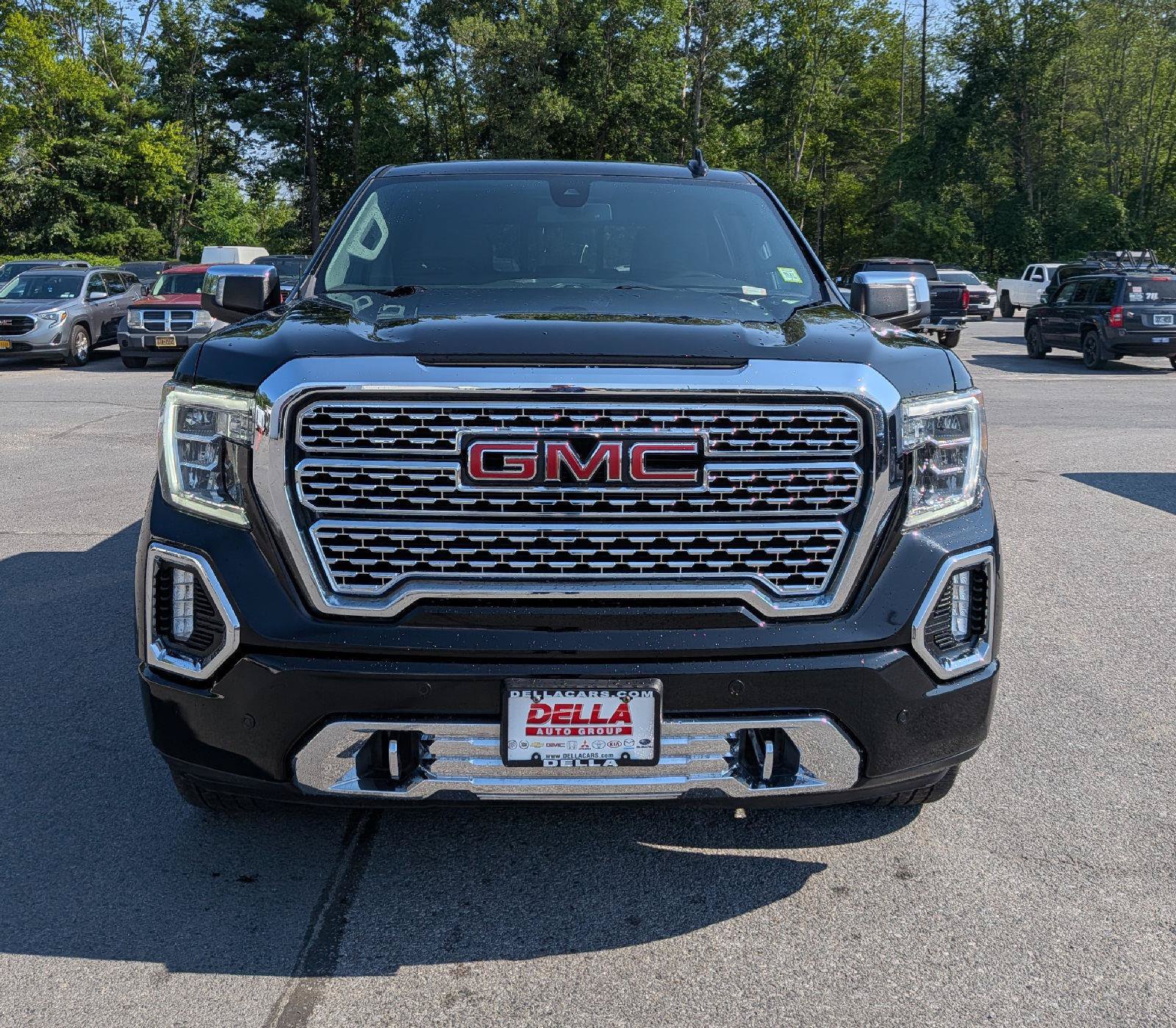 Used 2021 GMC Sierra 1500 Denali w/ Denali Premium Package AWD/4WD image 2