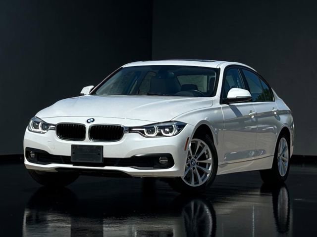 Used 2018 BMW 320i Sedan RWD image 3