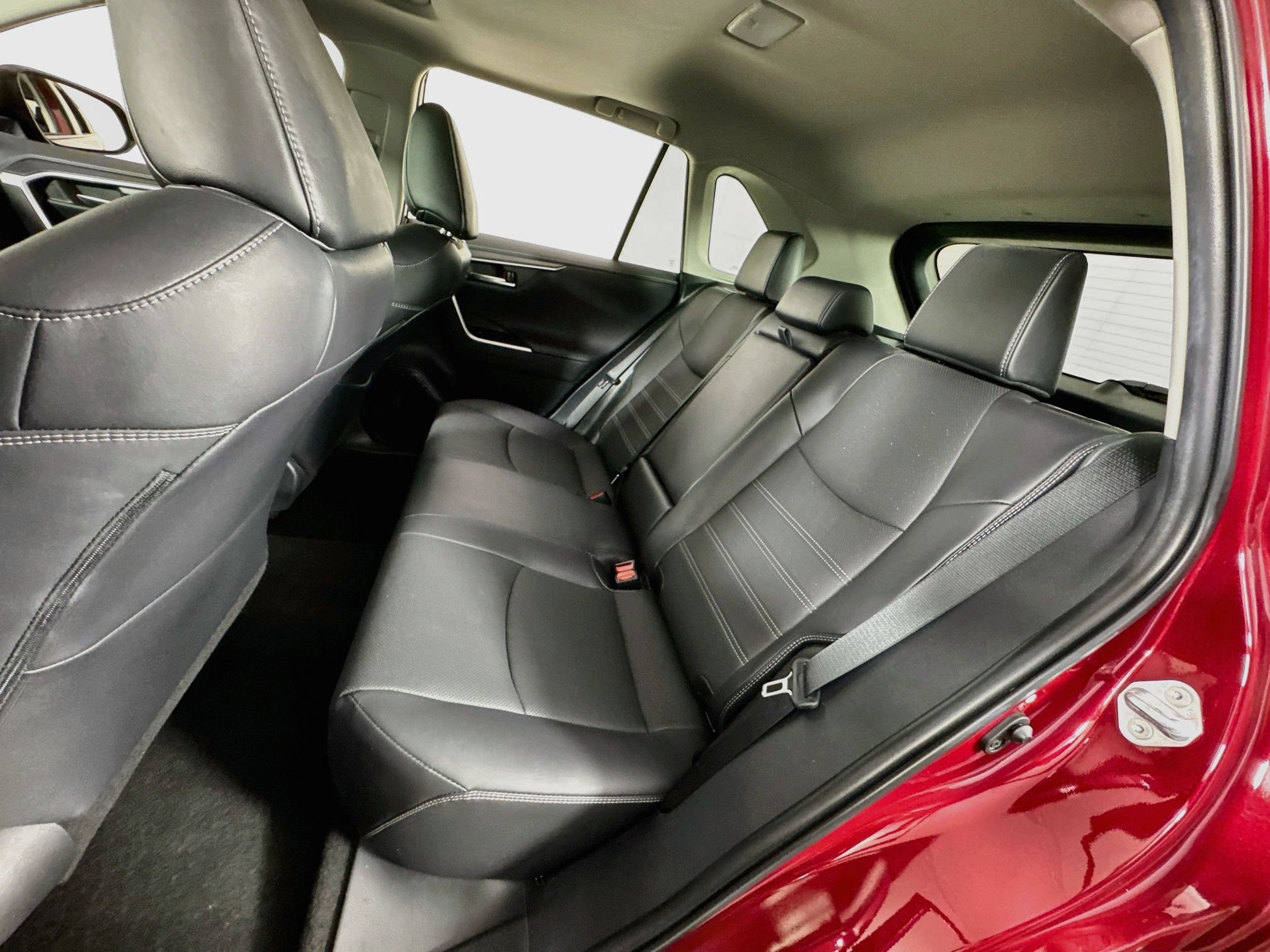 Certified 2023 Toyota RAV4 Limited w/ Limited Grade Weather Package AWD/4WD image 18