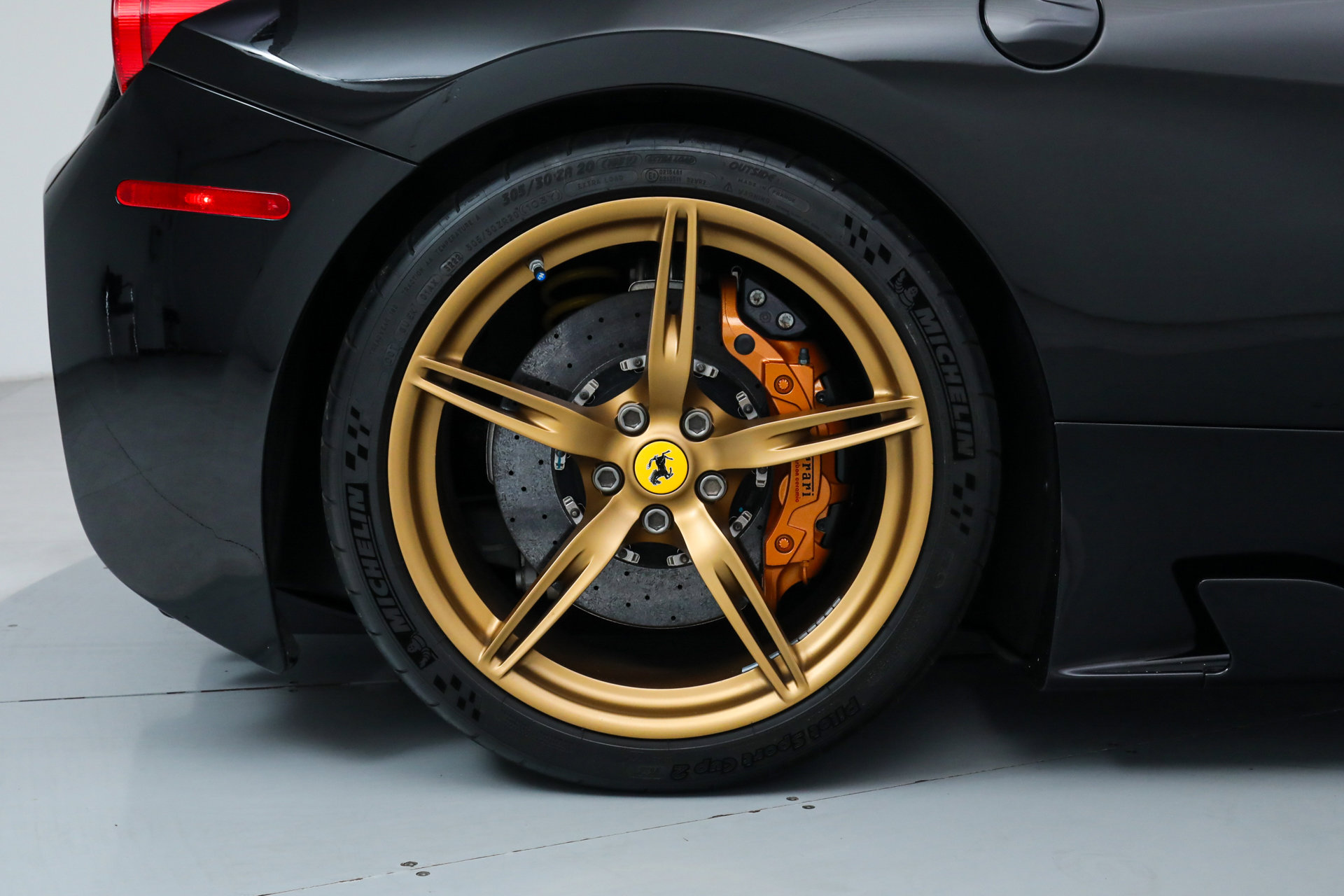 Certified 2015 Ferrari 458 Speciale Coupe RWD image 42