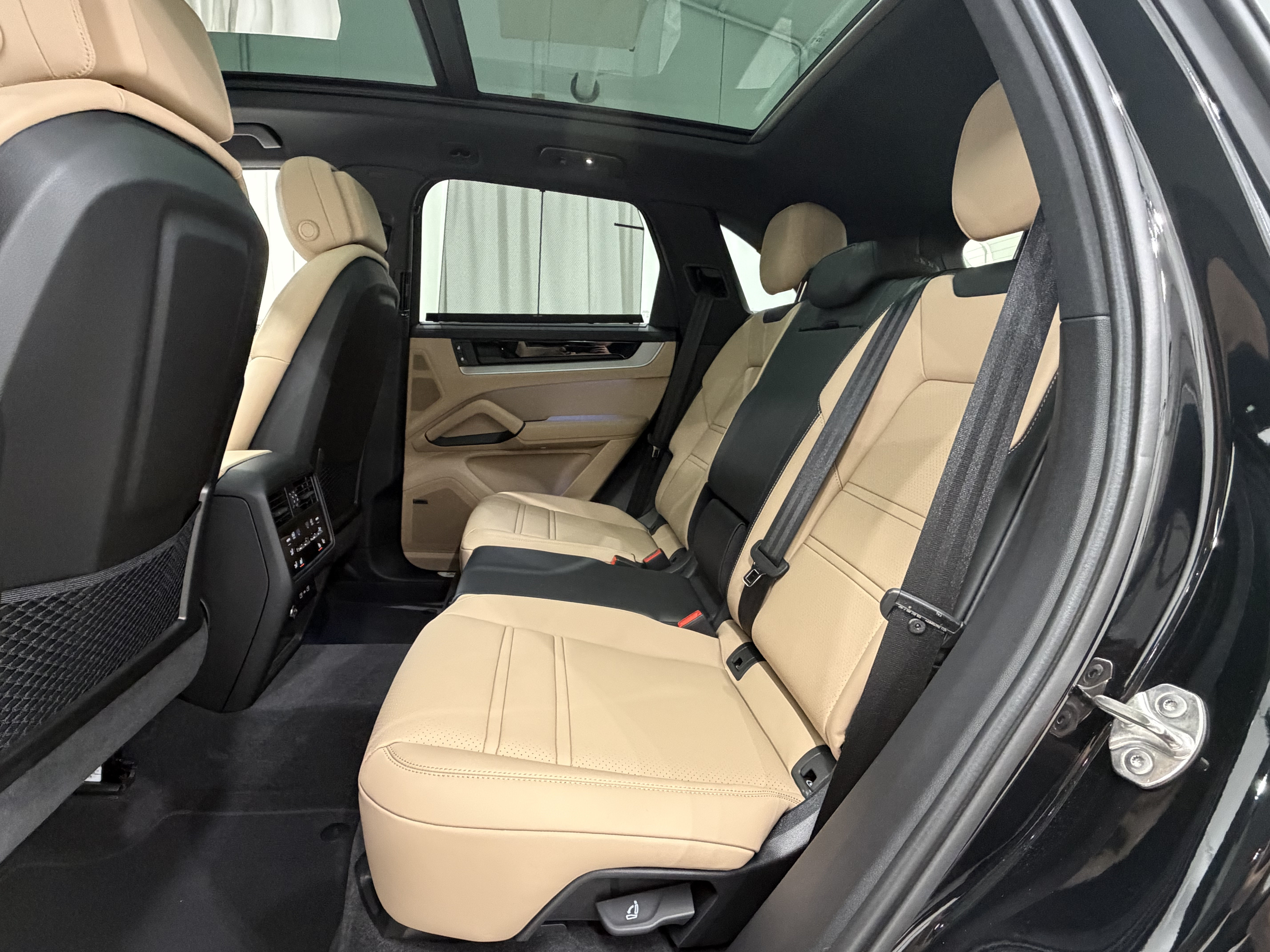Certified 2026 Porsche Cayenne S AWD/4WD image 21