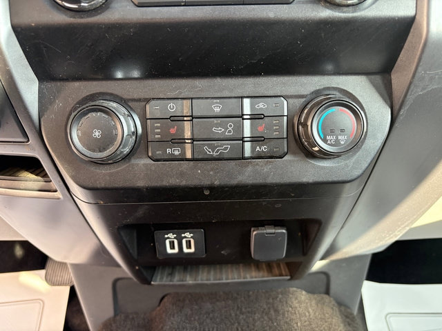 Used 2019 Ford F150 XLT w/ Equipment Group 302A Luxury AWD/4WD image 30