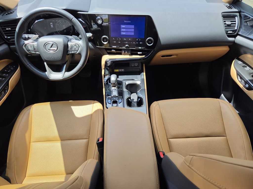 Used 2024 Lexus NX 250 FWD image 12