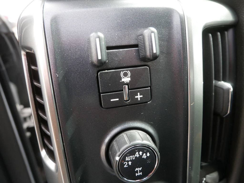 Used 2018 Chevrolet Silverado 1500 LTZ w/ Sport Package AWD/4WD image 19