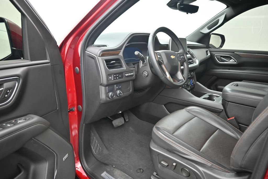 Used 2023 Chevrolet Tahoe High Country RWD image 10