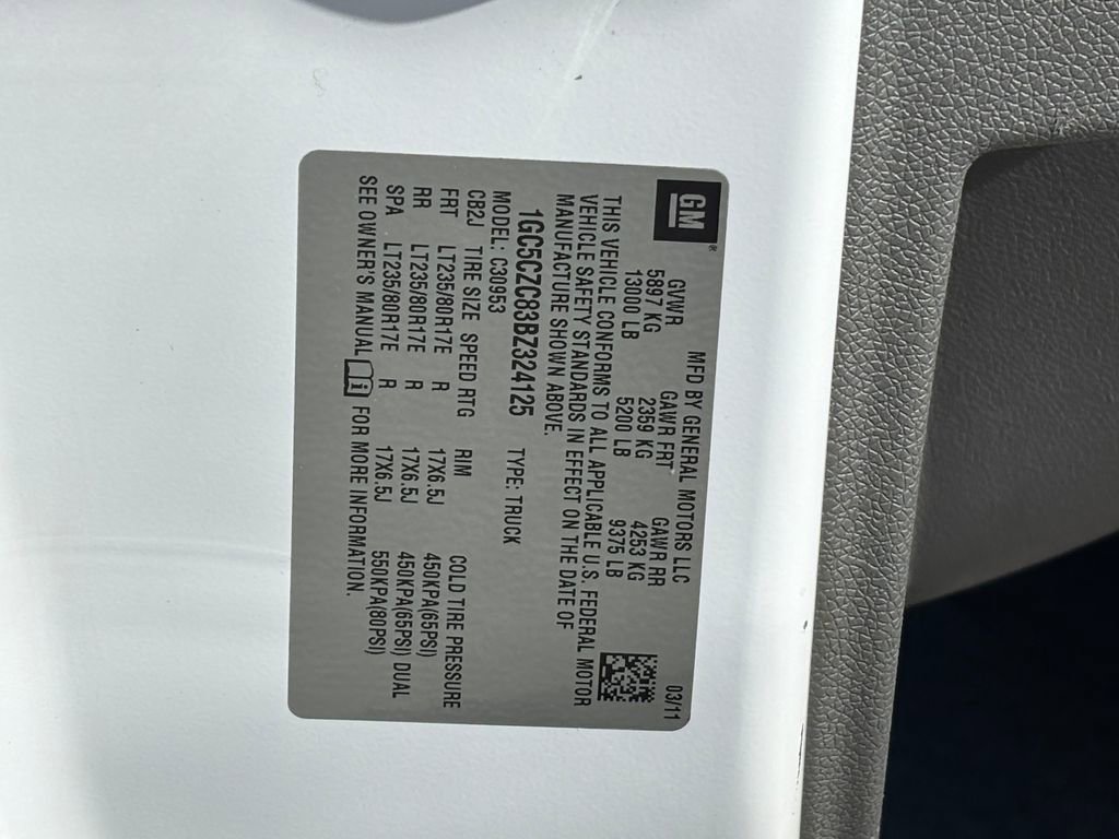 Used 2011 Chevrolet Silverado 3500 W/T image 27