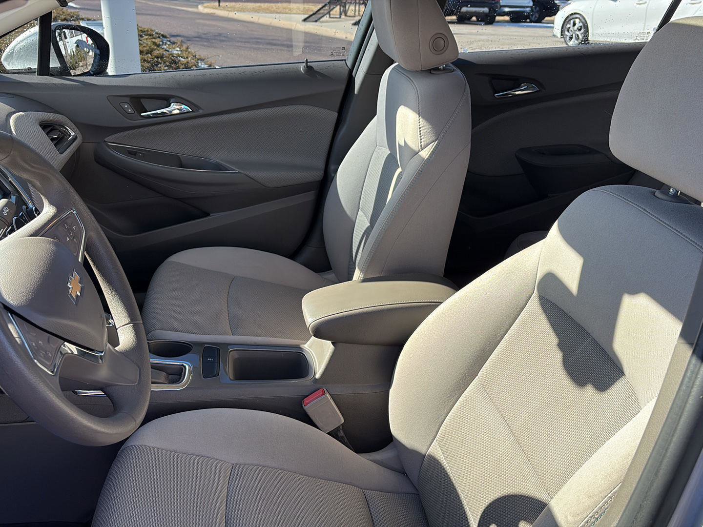 Used 2016 Chevrolet Cruze LT w/ Sun And Sound Package image 10