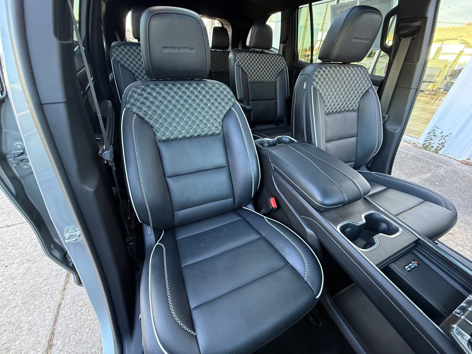 Certified 2024 GMC Acadia Denali w/ Super Cruise Package image 34