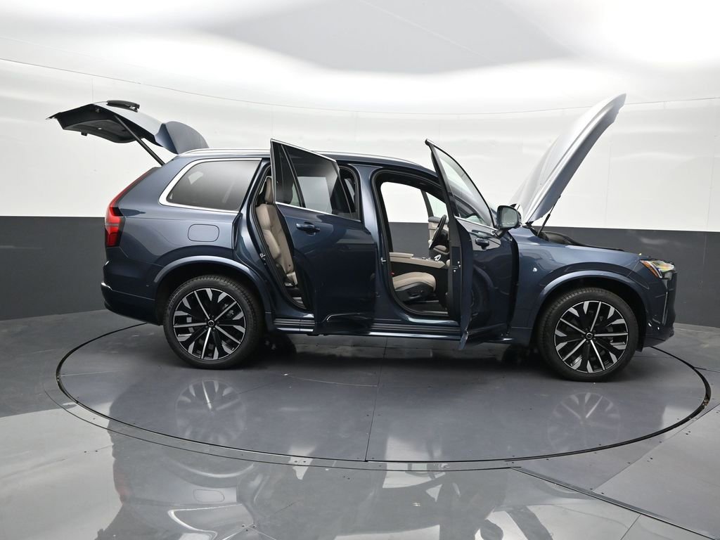 New 2026 Volvo XC90 B6 Plus image 30