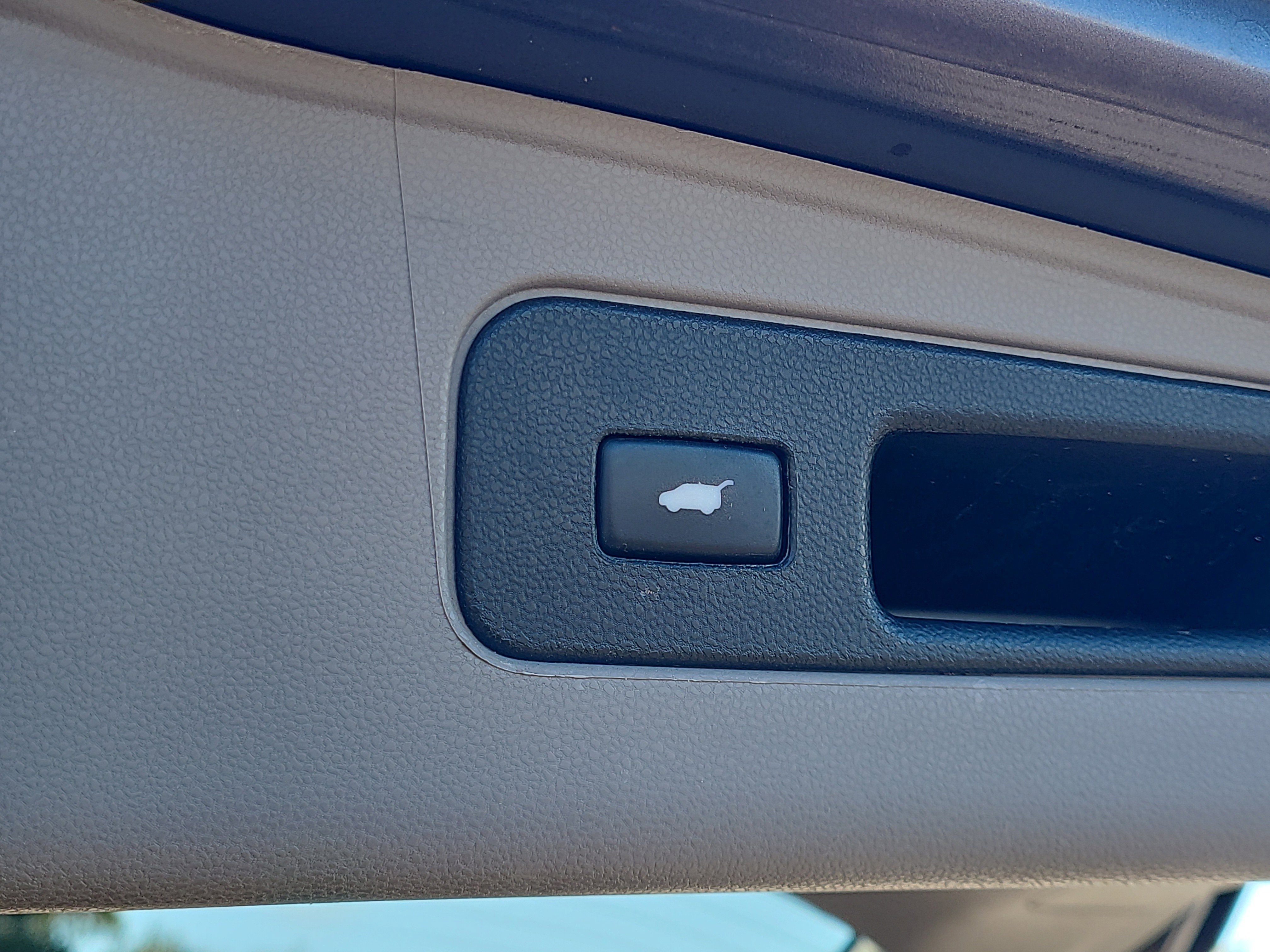 Used 2014 Honda Odyssey EX-L image 10