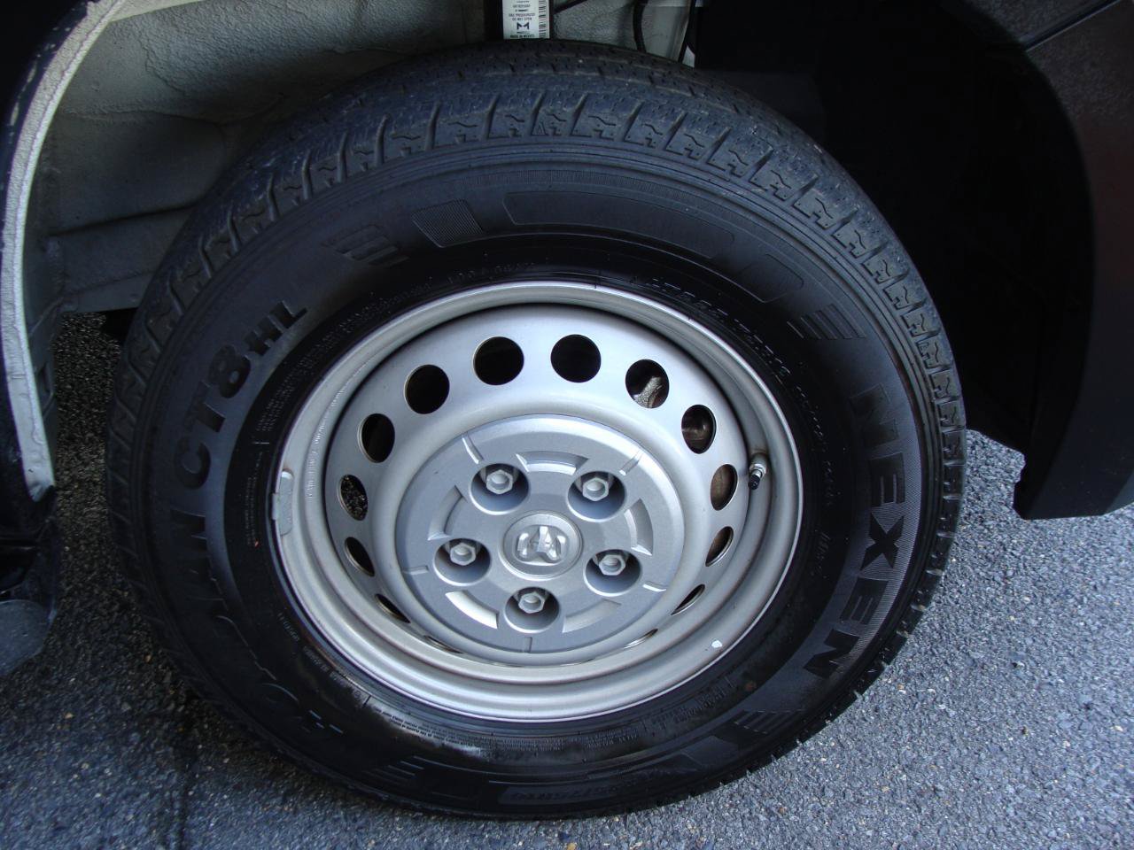 Used 2025 RAM ProMaster 2500 w/ U-Haul Equipment Group FWD image 27