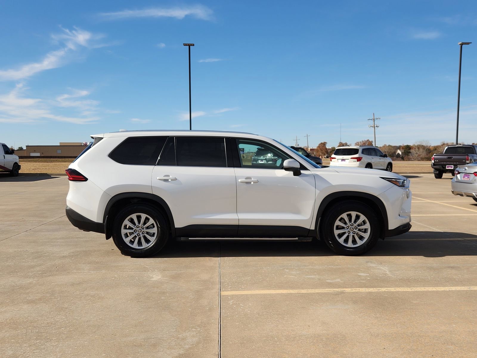 Used 2025 Toyota Grand Highlander AWD image 7