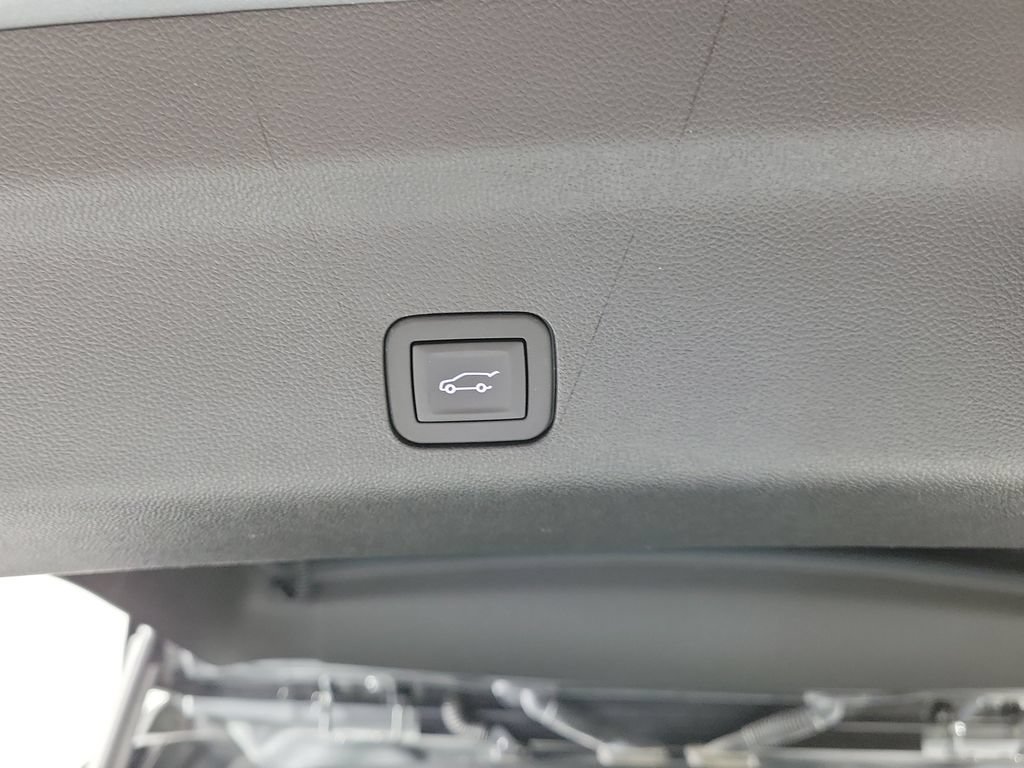 Used 2025 Cadillac Escalade V AWD/4WD image 8