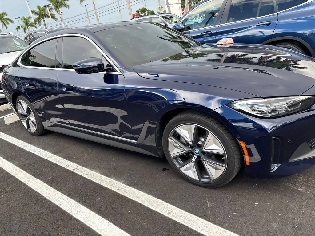 Used 2023 BMW i4 eDrive35 w/ Premium Package RWD image 5