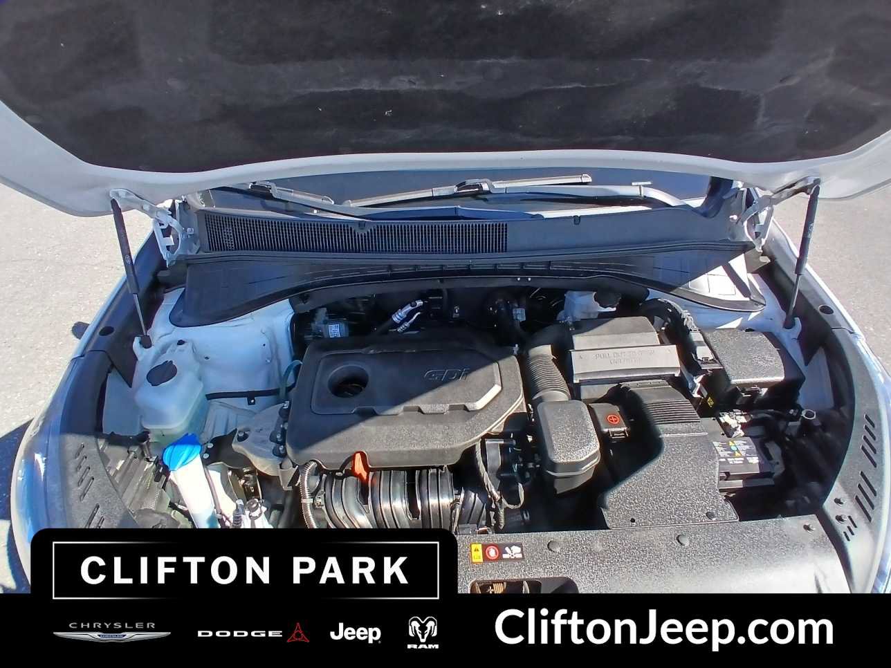 Used 2020 Kia Sorento LX AWD/4WD image 27