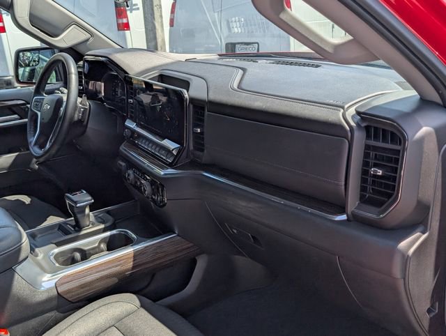 Used 2025 Chevrolet Silverado 1500 LT w/ Protection Package RWD image 17