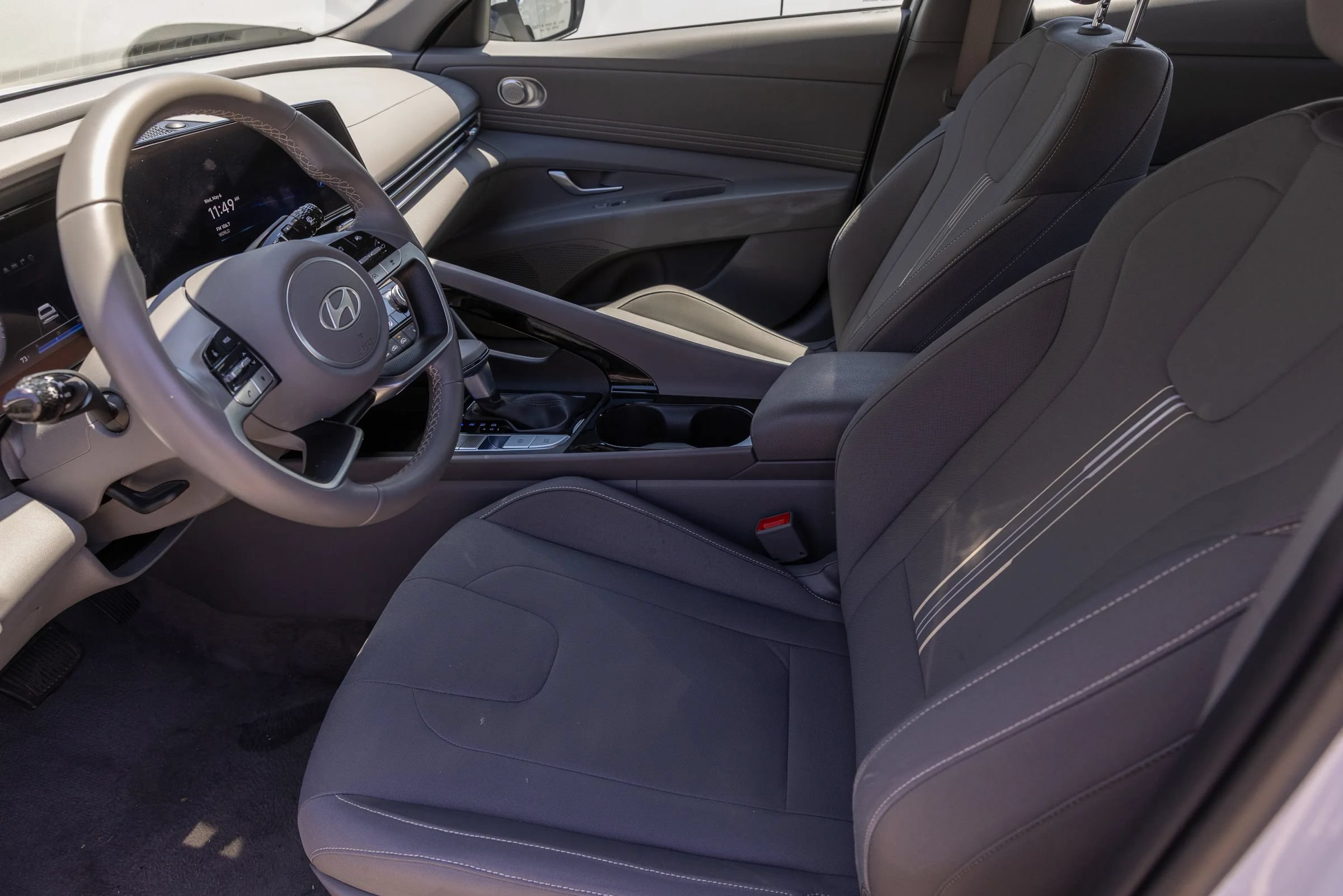 Used 2024 Nissan Altima 2.5 SR FWD image 33