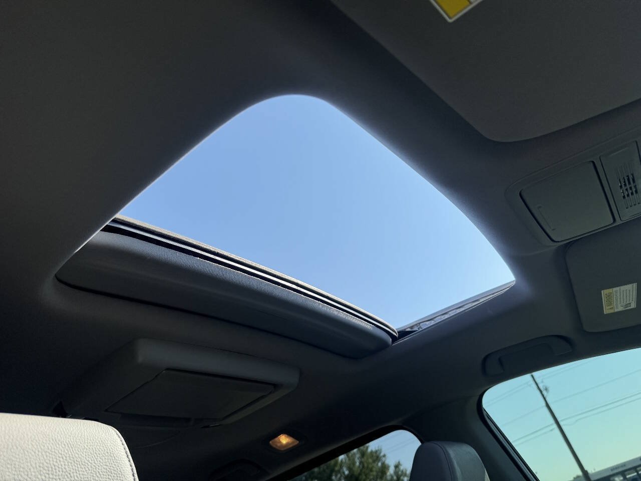 Used 2019 Honda Odyssey EX-L image 18