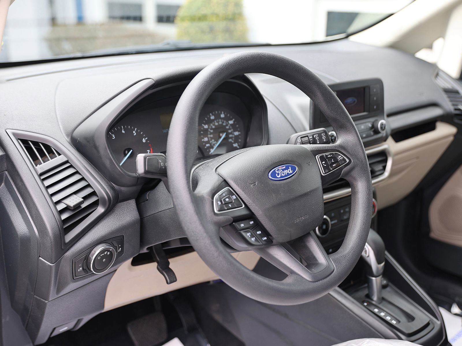 Used 2020 Ford EcoSport S image 10