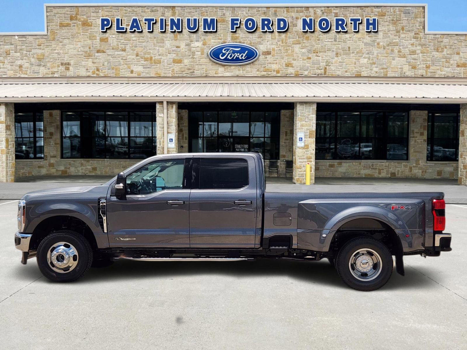 New 2026 Ford F350 Lariat w/ FX4 Off-Road Package AWD/4WD image 3