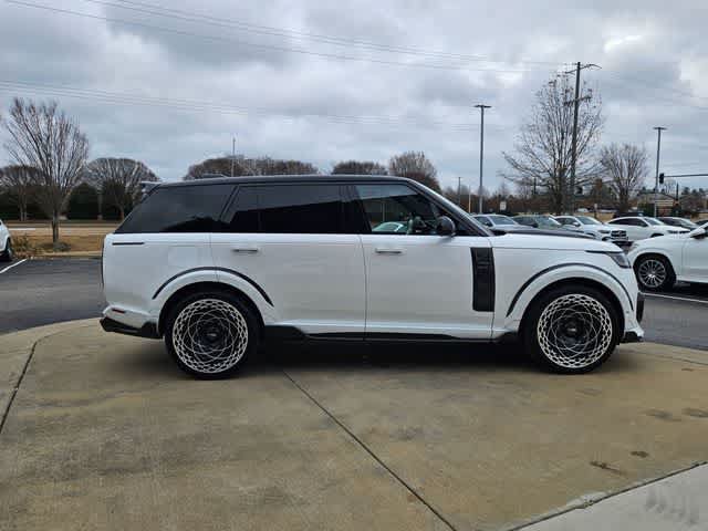 Used 2025 Land Rover Range Rover Long Wheelbase Autobiography AWD/4WD image 9