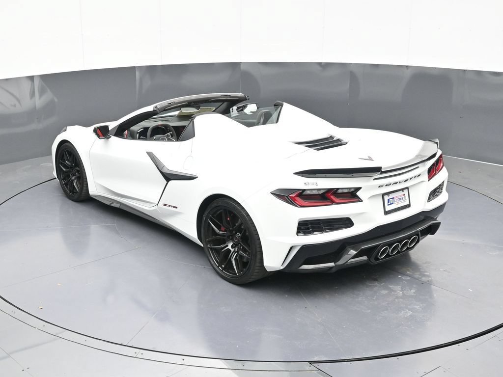Used 2024 Chevrolet Corvette Z06 RWD image 48