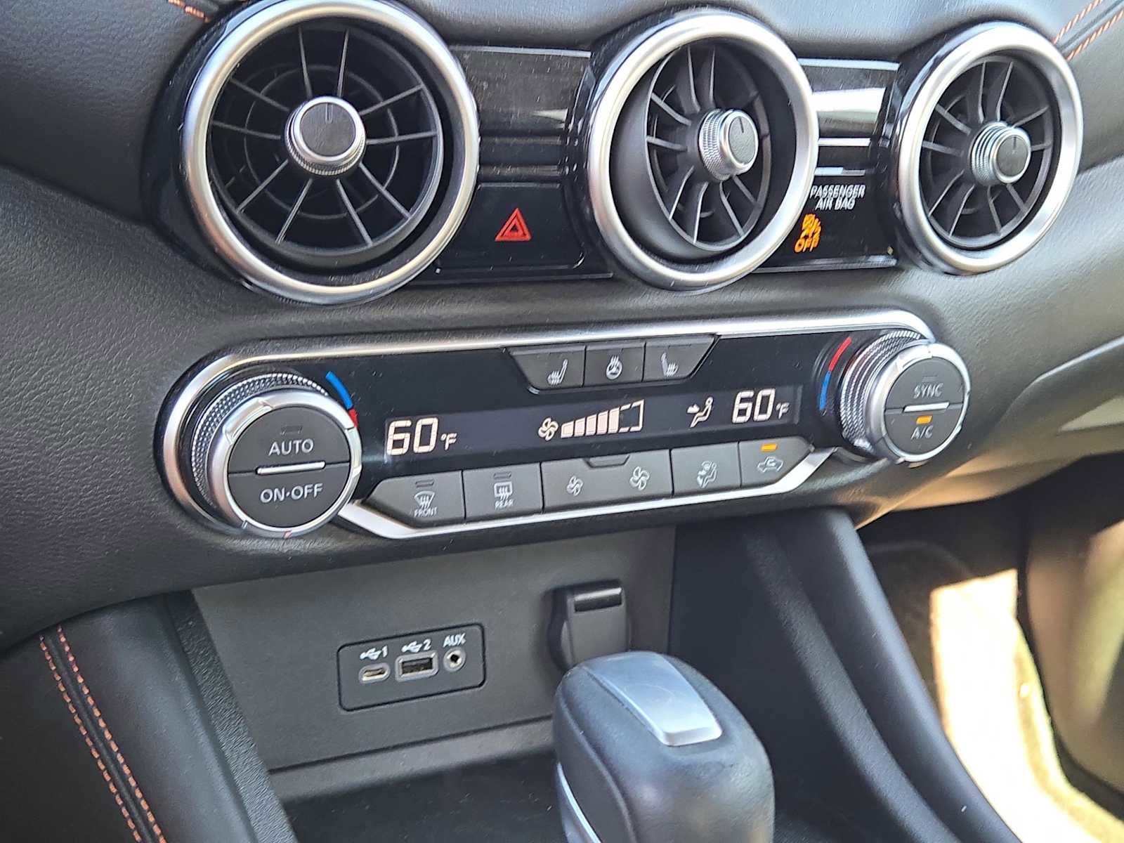 Used 2023 Nissan Sentra SR w/ SR Premium Package image 28