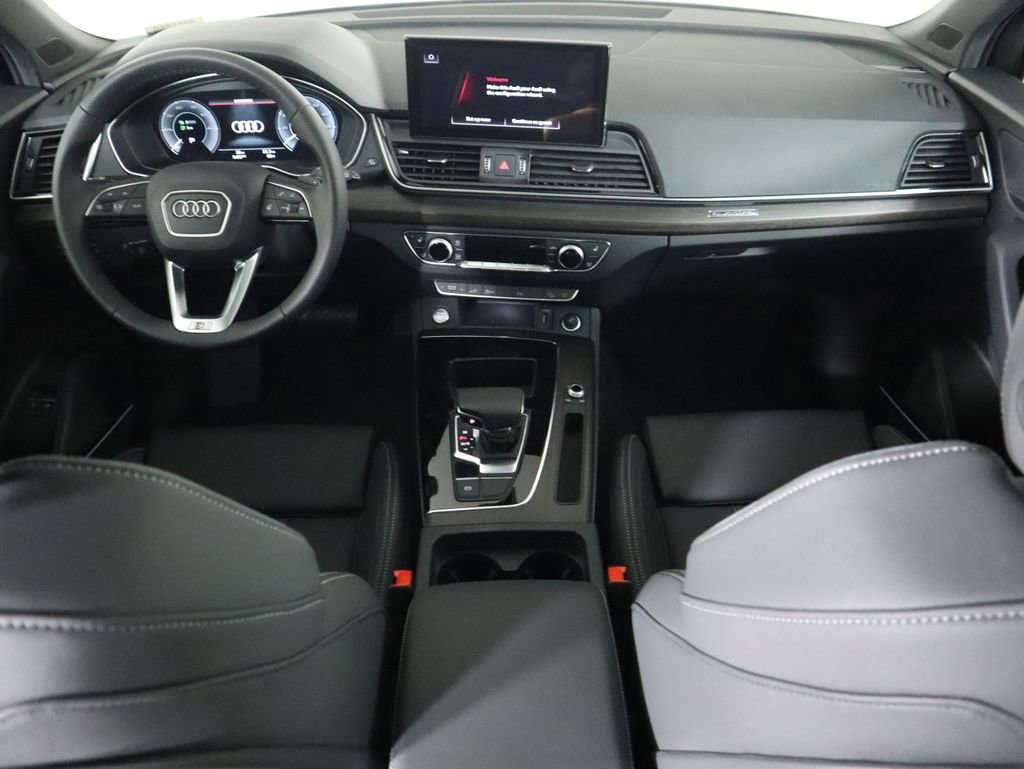 Used 2025 Audi Q5 e Premium Plus w/ Premium Plus Package image 14