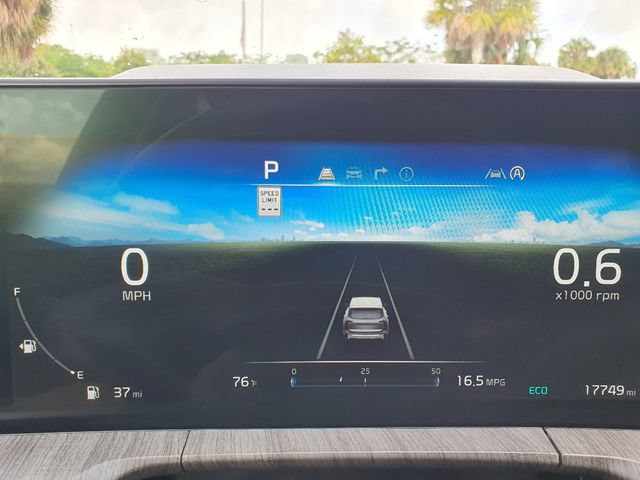 Used 2024 Kia Telluride SX FWD image 16
