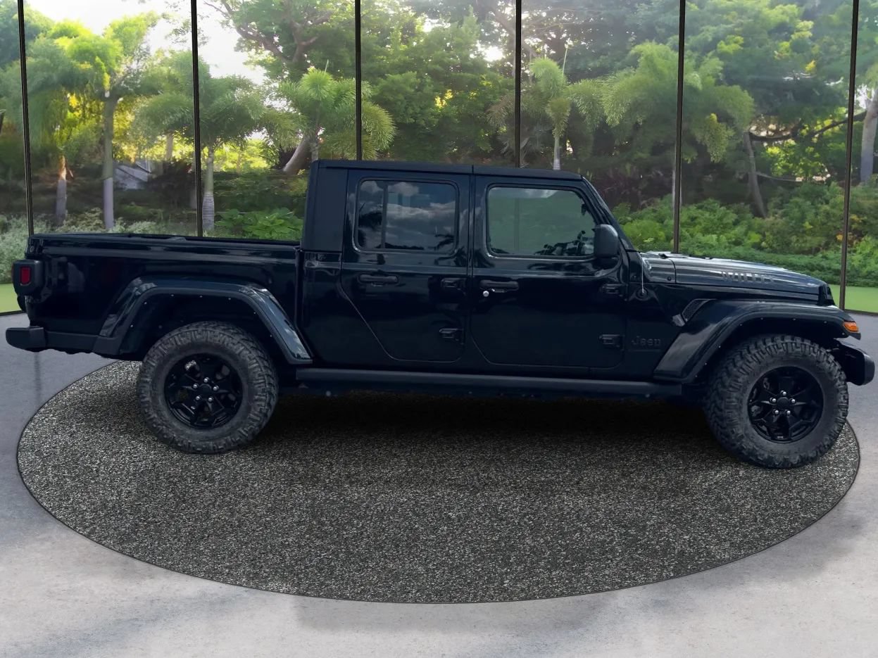 Used 2022 Jeep Gladiator Sport AWD/4WD image 4