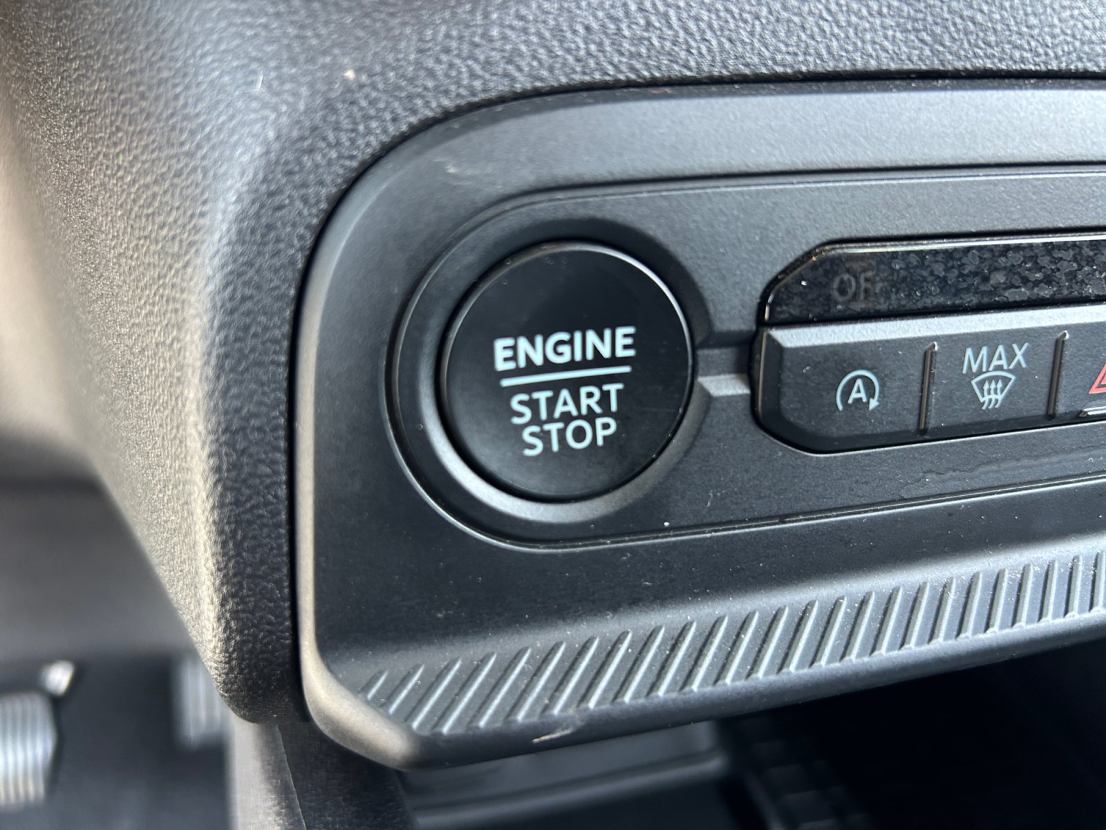 Used 2025 Ford Bronco Sport Outer Banks w/ Outer Banks Tech Package+ AWD/4WD image 29