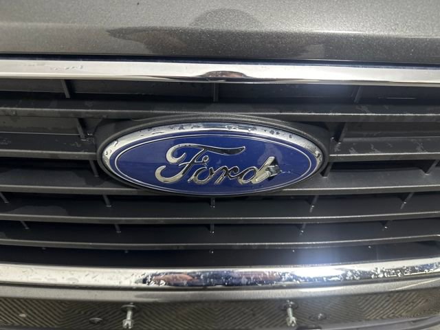 Used 2020 Ford Transit Connect XLT image 9