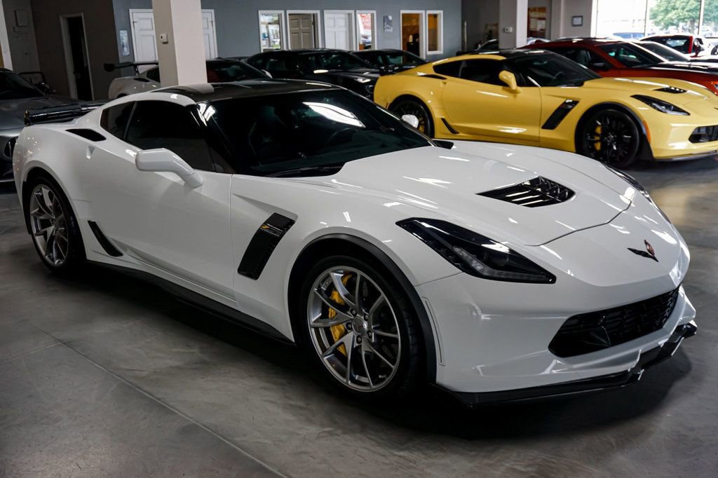 Used 2019 Chevrolet Corvette Z06 RWD image 4