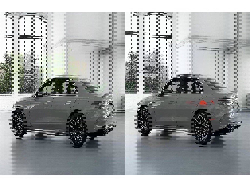 New 2026 Mercedes-Benz E 53 AMG e 4MATIC Sedan image 31