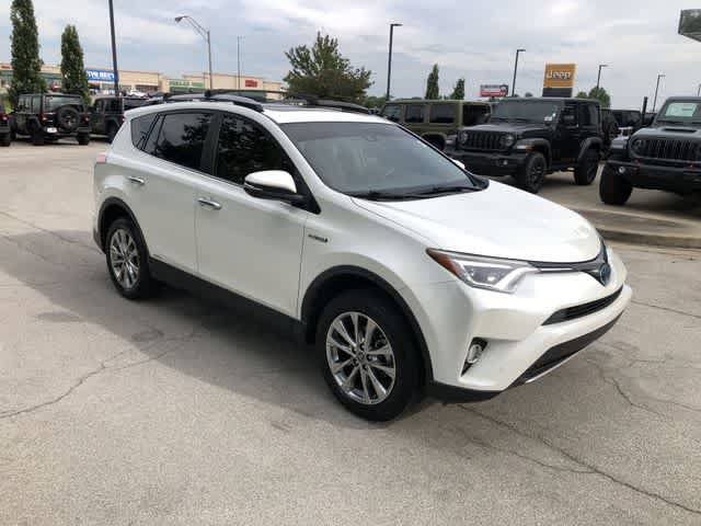 Used 2017 Toyota RAV4 Limited AWD/4WD image 8