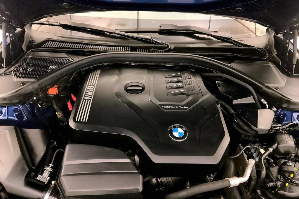 Used 2021 BMW 330i xDrive Sedan w/ Premium Package AWD/4WD image 9