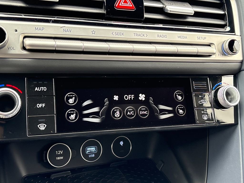 New 2026 Genesis G70 3.3T Prestige AWD/4WD image 17