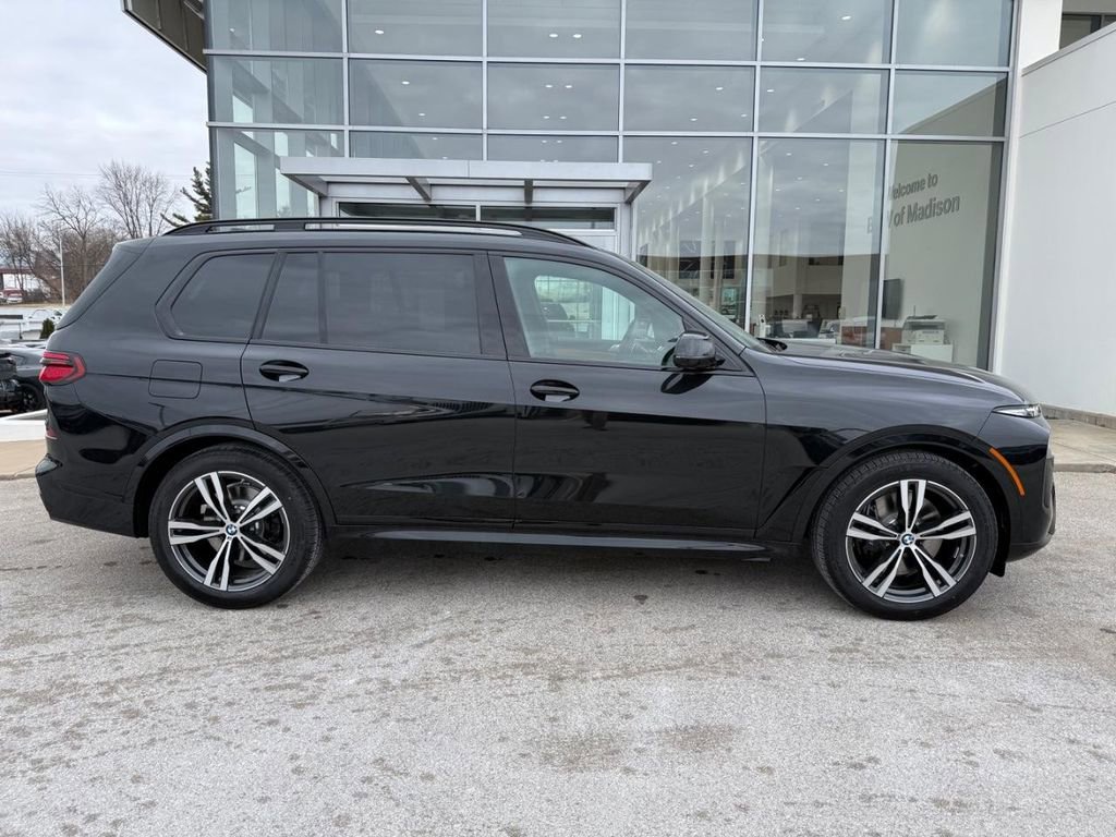 New 2026 BMW X7 xDrive40i w/ M Sport Package image 2