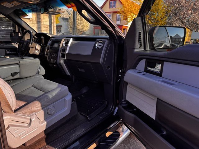 Used 2014 Ford F150 XLT w/ Equipment Group 302A Luxury AWD/4WD image 31