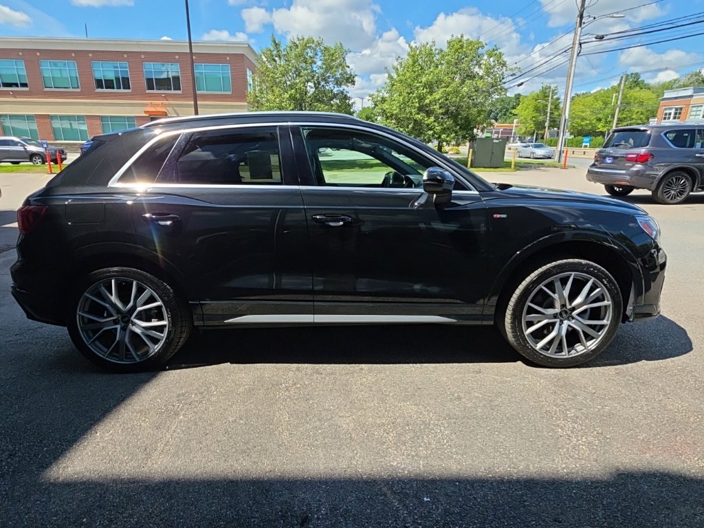 Used 2023 Audi Q3 2.0T Premium Plus AWD/4WD image 8