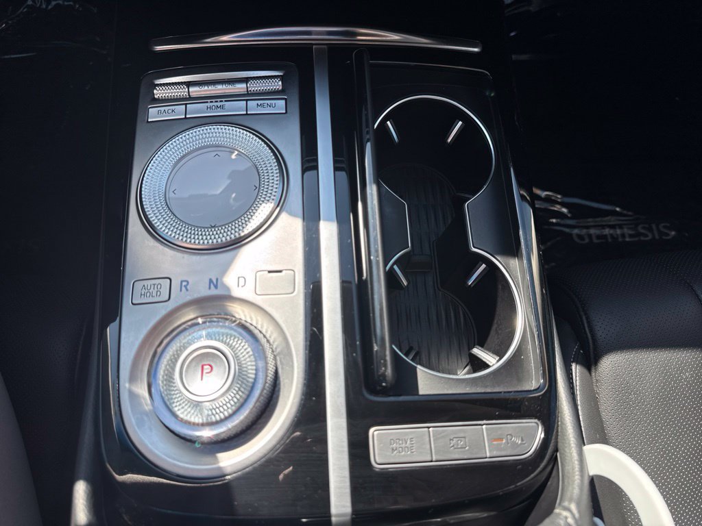 Used 2021 Genesis G80 2.5T RWD image 17