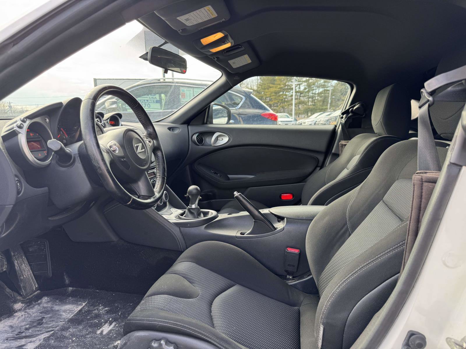 Used 2013 Nissan 370Z Touring w/ Sport Pkg image 9