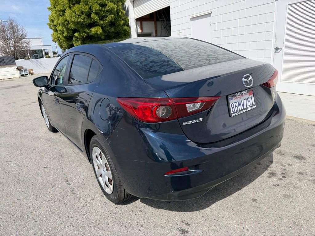Used 2018 MAZDA MAZDA3 Sport FWD image 4