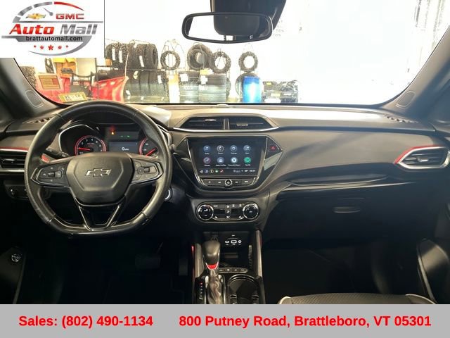 Used 2021 Chevrolet TrailBlazer RS w/ Sun and Liftgate Package image 14